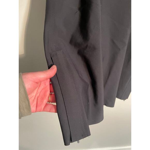 Athlet Interstellar Bike‎ Tunic in Black - Picture 5 of 11